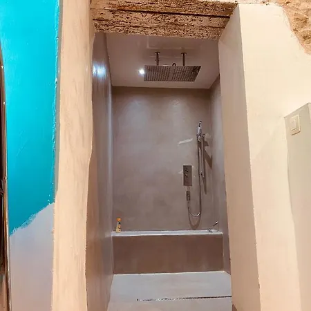 D'hotes Domaine Saint-joly فندق مبيت وإفطار 3*