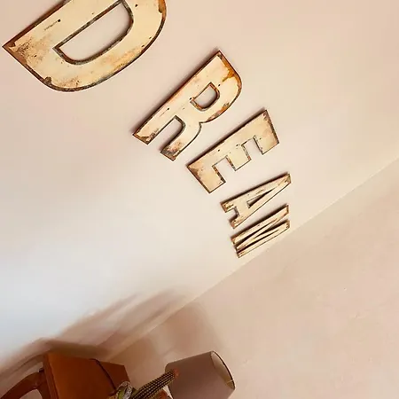 فندق مبيت وإفطار D'hotes Domaine Saint-joly Lasbordes