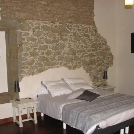 D'hotes Domaine Saint-joly فندق مبيت وإفطار 3*