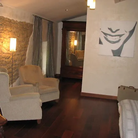 فندق مبيت وإفطار D'hotes Domaine Saint-joly